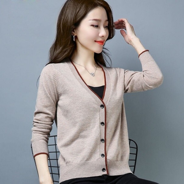 Sweter damski zapinany na guziki A2182 khaki XS