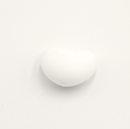 Szív alakú szilikon gyöngyök - 10 db fehér