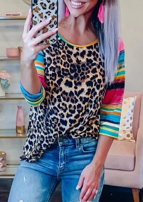 T-shirt med leopardtryck för kvinnor B127