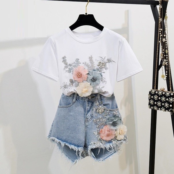 T-shirt och jeansshorts för kvinnor B944