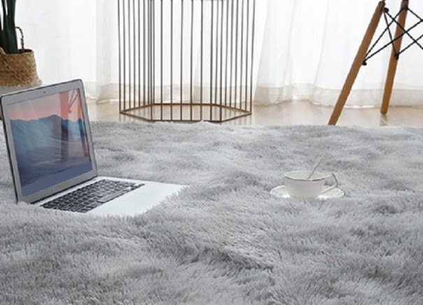 Tapis à poils longs 40x60 cm gris clair
