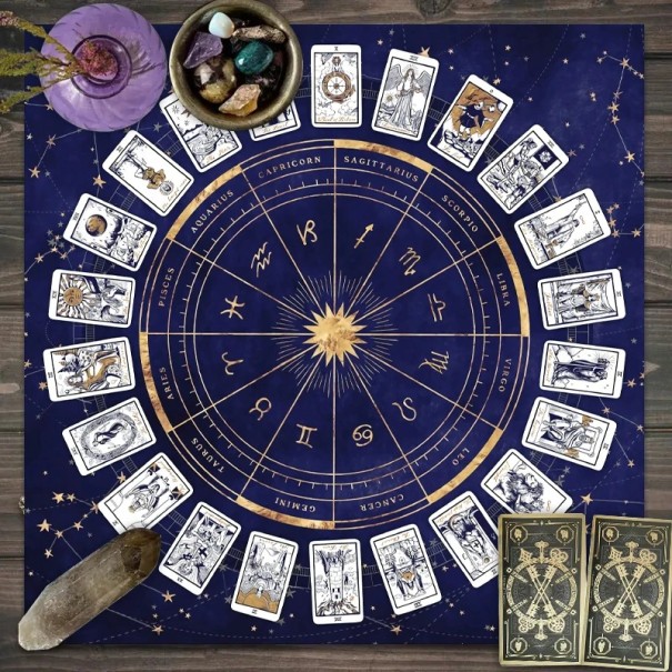 Tarot-korttimotiivilla varustettu pöytäliina 75 x 75 cm Korttien tulkintaan tarkoitettu kangas 12 horoskooppimerkkiä Meditaatiopöytäliina Erilaisia värejä violetti