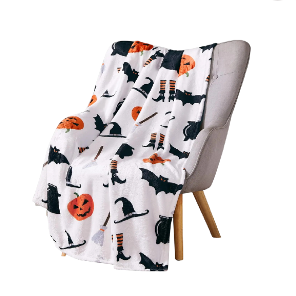 Tematická deka s dýněmi a netopýry 70 x 100 cm hebký flanel bílá s černým a oranžovým potiskem malý přehoz do křesla i do vozu 1