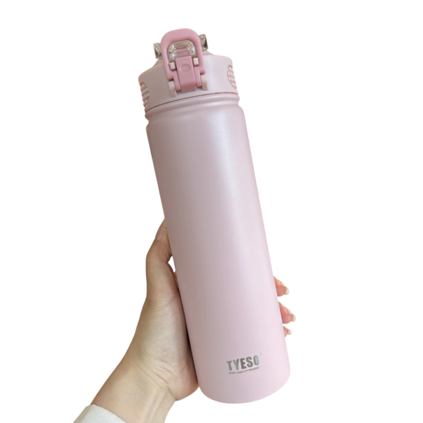 Termokande i rustfrit stål med sugerør 750 ml Dobbeltvægget vakuumisolering Termoflaske til varme og kolde drikke Rejsetermokande med lækagesikkert låg Let og holdbar konstruktion rosa
