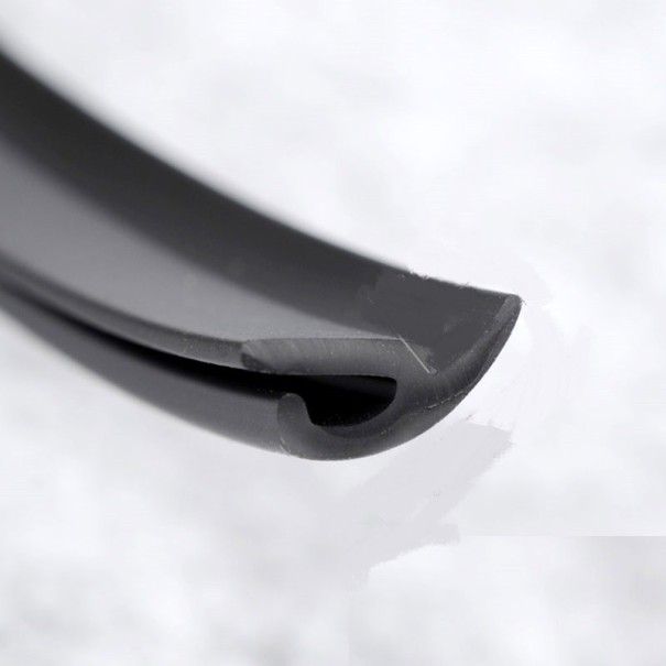 Tesniace guma čelného skla 4 m 15 mm