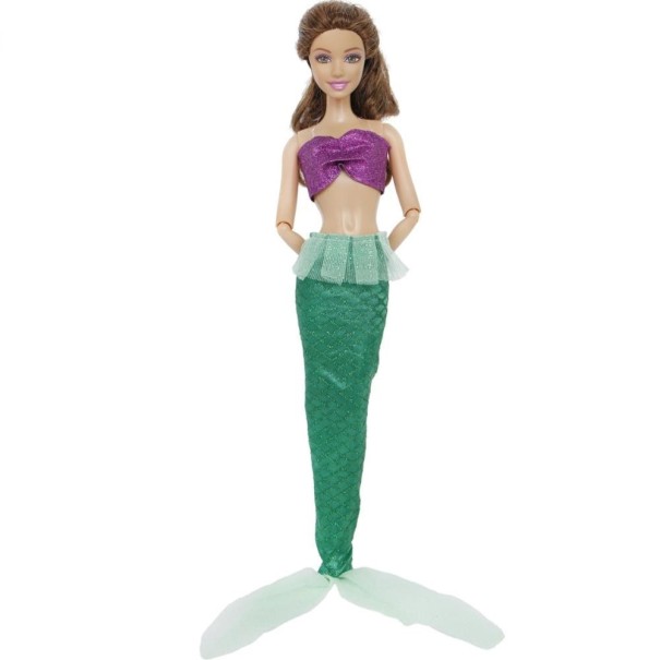 Tinuta pentru Barbie 11