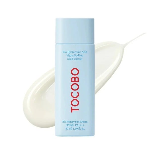 TOCOBO Bio Watery Sun Cream hydratační opalovací krém SPF 50+ PA++++ 50 ml s bio kyselinou hyaluronovou a vigna radiata modrý 1