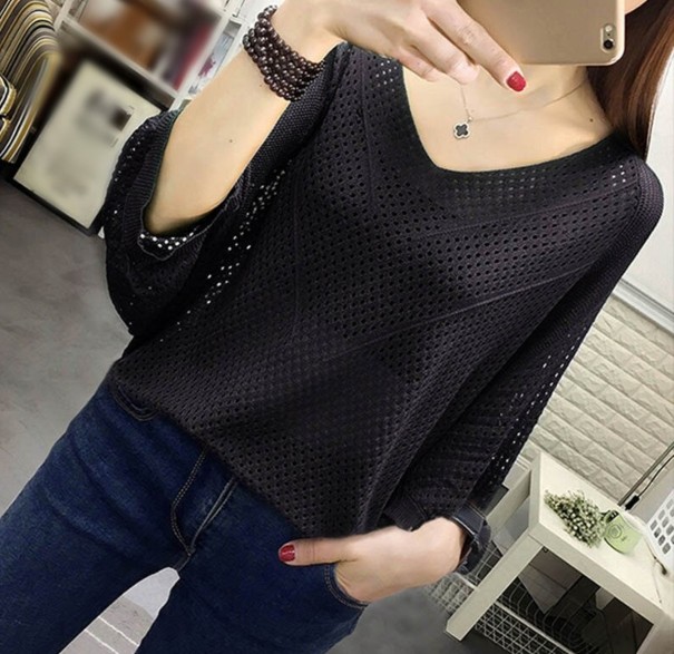 Top de manga larga perforado para mujer negro Top de manga larga perforado para mujer negro