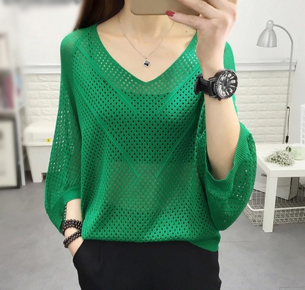 Top de manga larga perforado para mujer verde