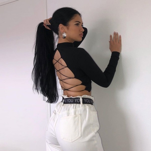 Top negro de mujer con espalda descubierta S