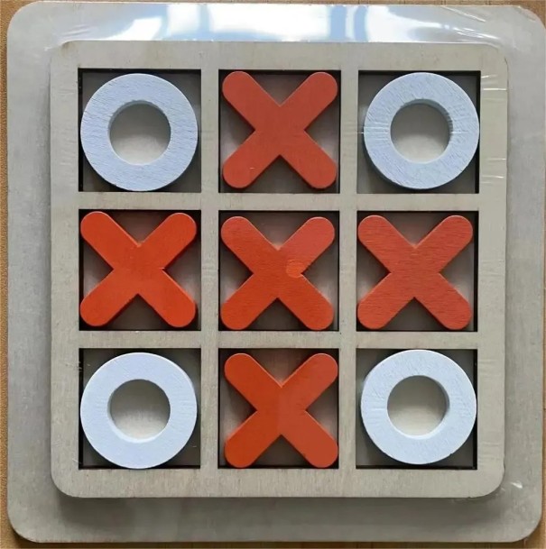 Træ-tic-tac-toe-spil 14 x 14 cm Klassisk brætspil til to spillere Familiesjov Strategispil Udviklende tænkning Naturligt design orange