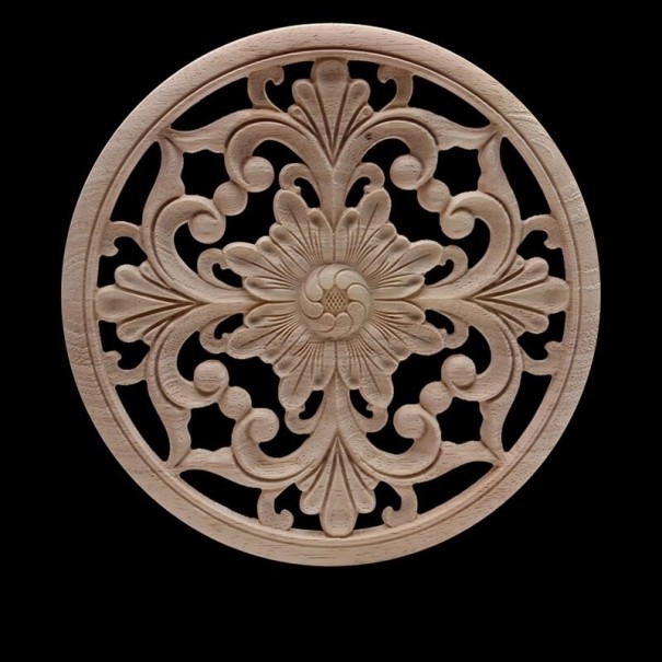 Træudskåret ornament 5