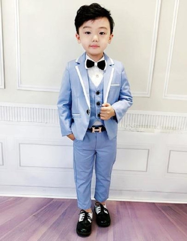 Traje de niño B1333 azul claro 2