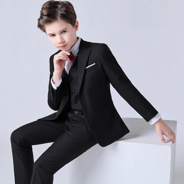 Traje de niño negro 6 B