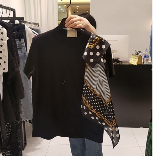 Tricou de damă cu buline negru L