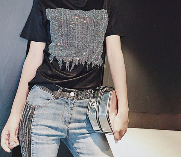 Tricou de damă decorat cu strasuri XS
