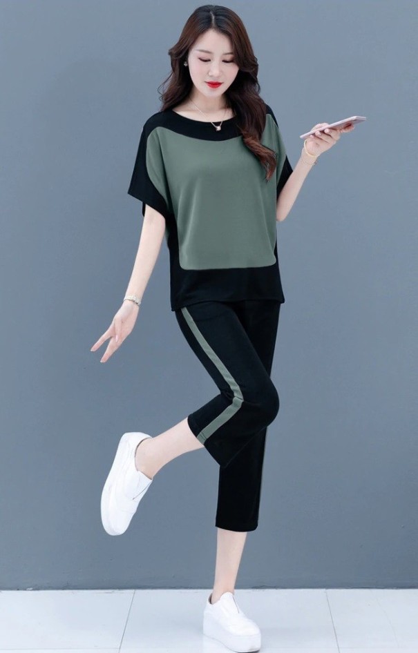 Tricou și pantaloni pentru femei B1095 verde XXL