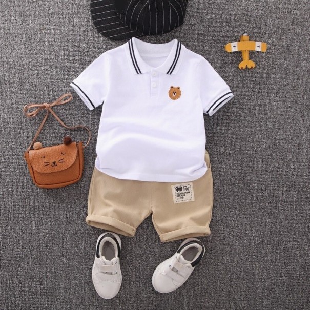 Tricou și pantaloni scurți pentru băieți L1555 alb 3