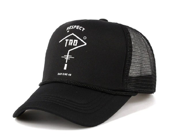 Trucker pet met opdruk T102 zwart