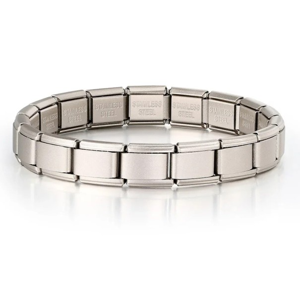 Unisex hvězdný barevný 18dílný italský přívěsek z nerezové oceli 9 mm Moderní design pro muže i ženy Stylový šperk na každodenní nošení stříbrná