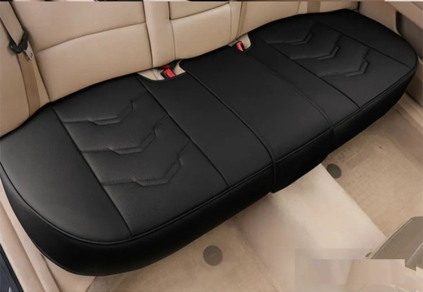 Universele leren achterbankhoes Beschermende autohoes op driezitsbank Premium kunstleer Comfortabele zitting Waterdicht Eenvoudig te installeren zwart