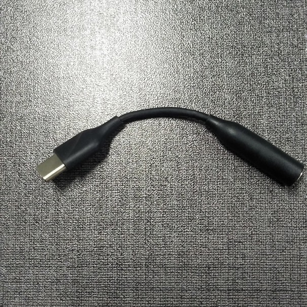 USB-C - 3,5 mm:n liitinsovitin K7 musta