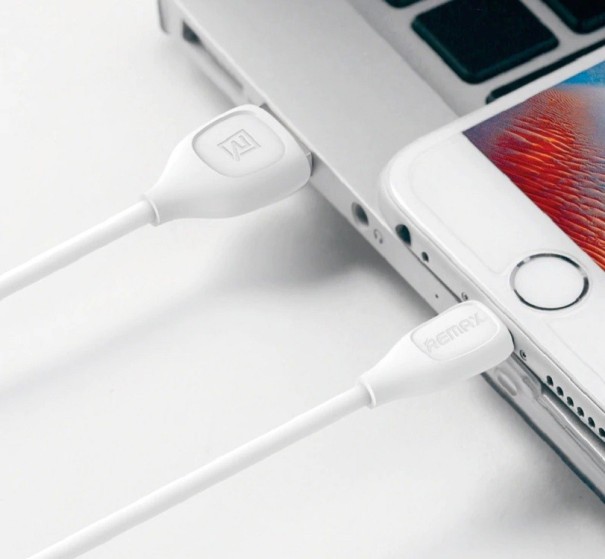 USB Data Cable to Micro USB / Lightning K652 white 2