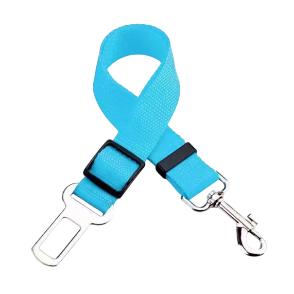 Veiligheidsgordel voor huisdieren in de auto Verstelbare polyester riem met metalen gesp Kleurrijke uitvoering Reisaccessoire voor honden lichtblauw