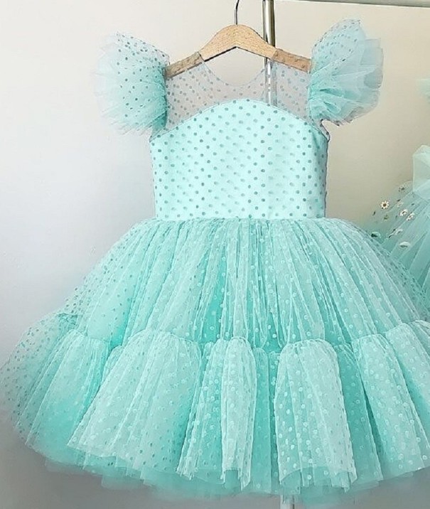 Vestido de niña N236 verde claro 6