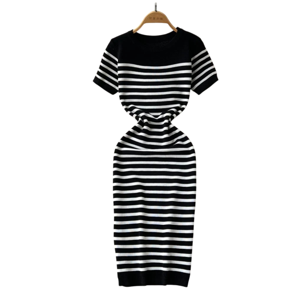 Vestido de punto acanalado con mangas cortas Elegante corte entallado Estampado de rayas Cómodo para usar a diario Vestido de moda para el trabajo negro