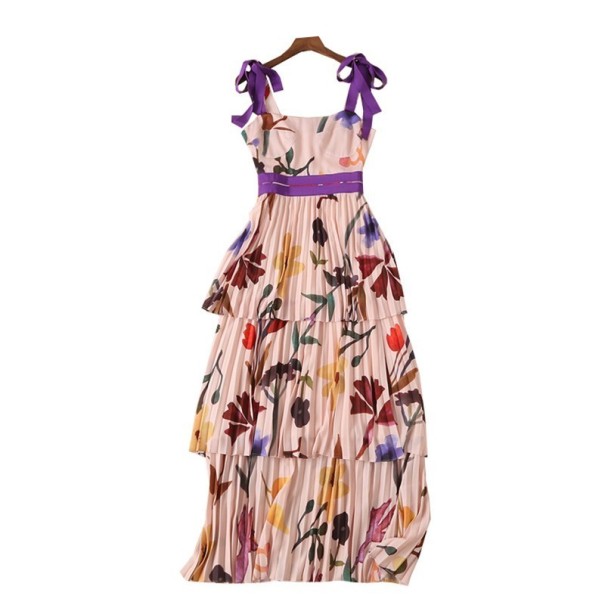 Vestido largo con falda en capas M