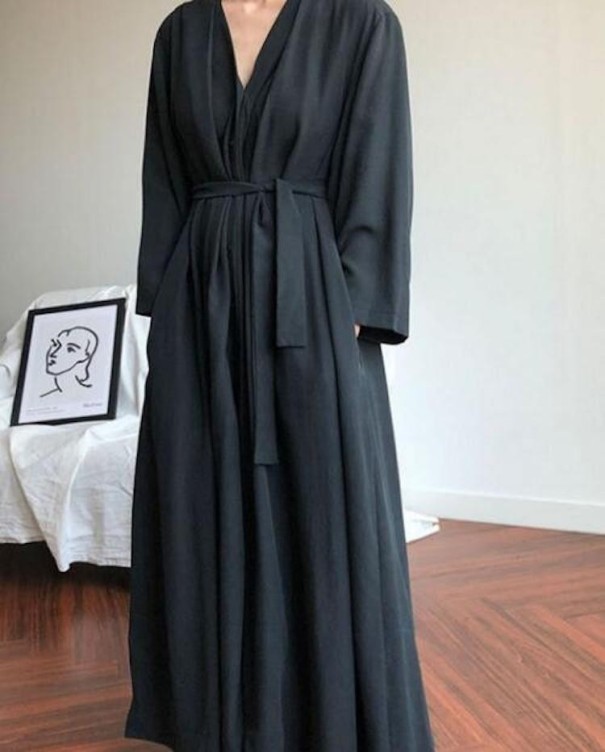 Vestido largo Serena con cinturón negro