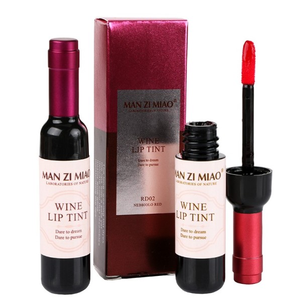 Vloeibare lippenstift in de vorm van een wijn