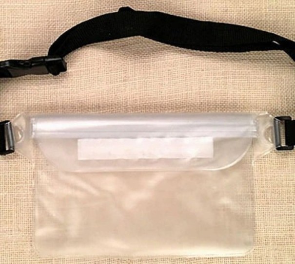 Vodeodolná taška transparentné