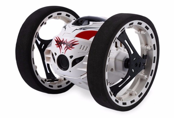 Voiture RC Bounce avec des roues flexibles J1584 blanc-noir