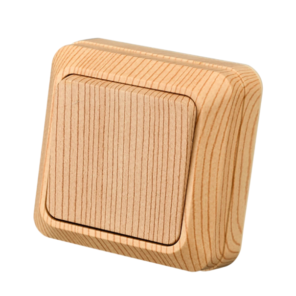 Vypínač nástěnný jednotlačítkový na omítku, rozměr 69×69×30 mm, nehořlavý plast, dekor světlého dřeva, EU standard do bytu i chaty 1