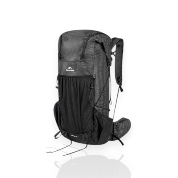 Wander-Rucksack 30 l mit eingebautem Regenschutz 26 x 15 x (60 + 23) cm Polyamid mit Polyethylenfasern Für Trekking und Reisen schwarz