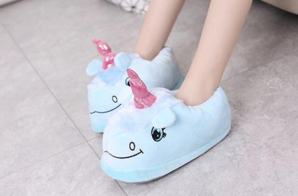 Warme Hausschuhe für Damen - Einhorn blau 37