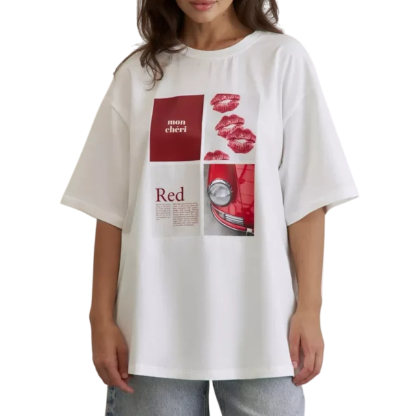 White Women's T-Shirt with Lipstick and Car Print Loose Fit Comfortable T-Shirt Mon Chéri Streetwear Stylish T-Shirt with Red Motif XS