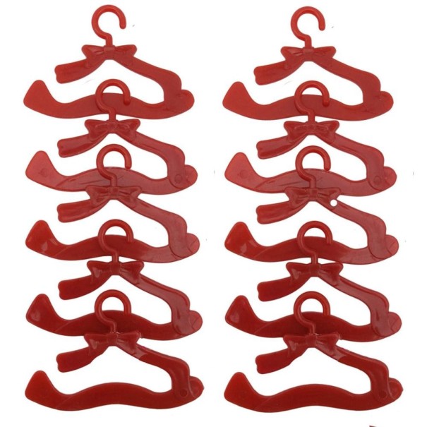 Wieszaki dla lalek 10 szt 4