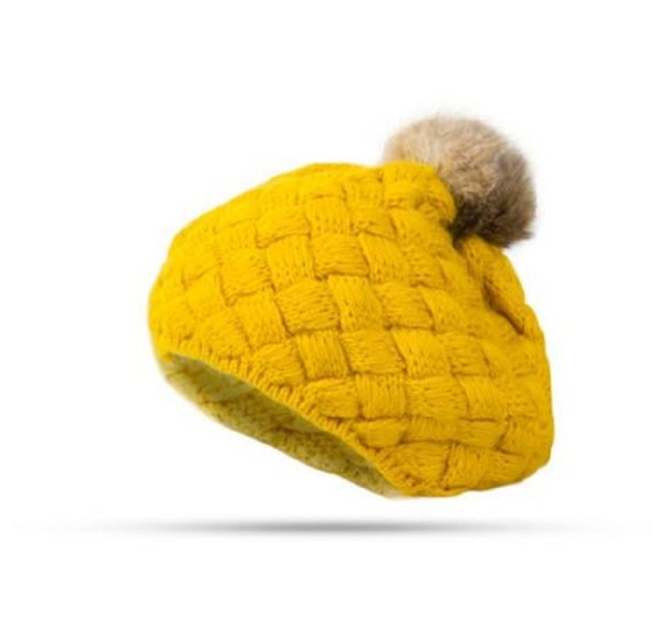 Winterkindermuts met pompon geel