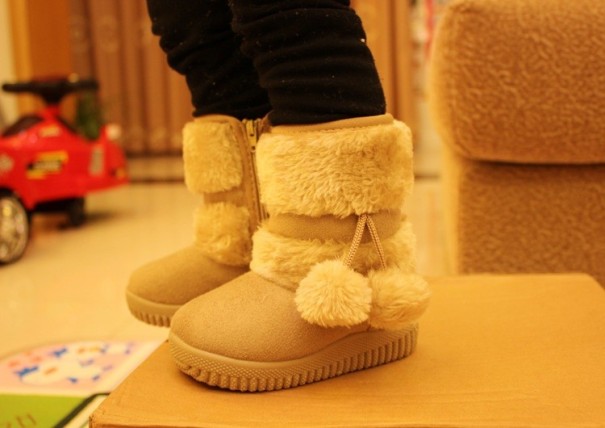 Winterlaarzen voor meisjes met pompons
