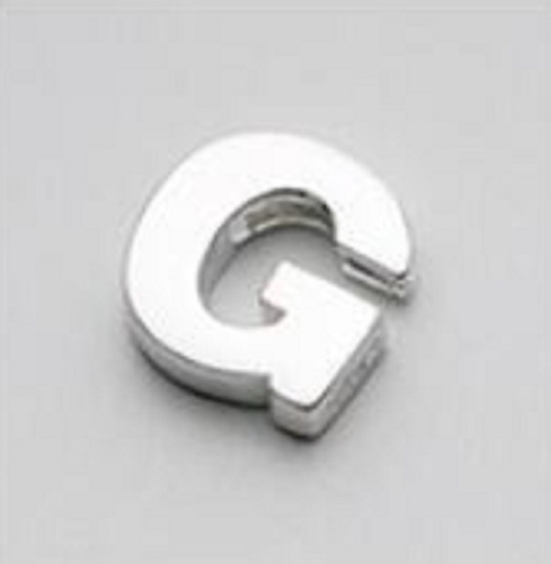 Wisiorek damski z literą alfabetu D430 G