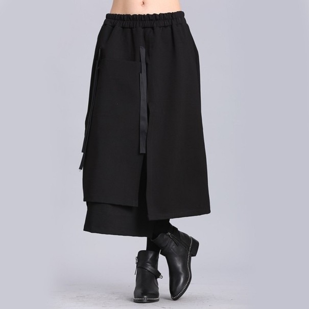 Women's Long Black Skirt M