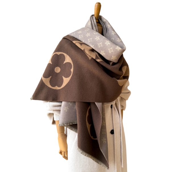 Women's Scarf >175 cm Delicate Floral Pattern Elegant Lightweight Accessory Made of Polyester Stylish Scarf with Simple Flower Motif for Everyday Wear brown