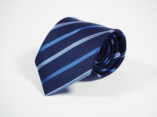 Wysokiej jakości krawat męski - 9 wzorów 2