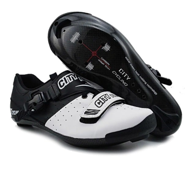 Zapatillas de ciclismo para hombres y mujeres Suela de fibra de carbono Cierre de velcro y hebilla Puntera perforada Diseño en blanco y negro 35