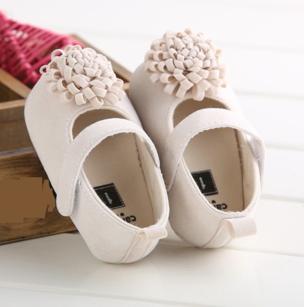Zapatillas de estar por casa niña con flor A461 blanco 12-18 meses