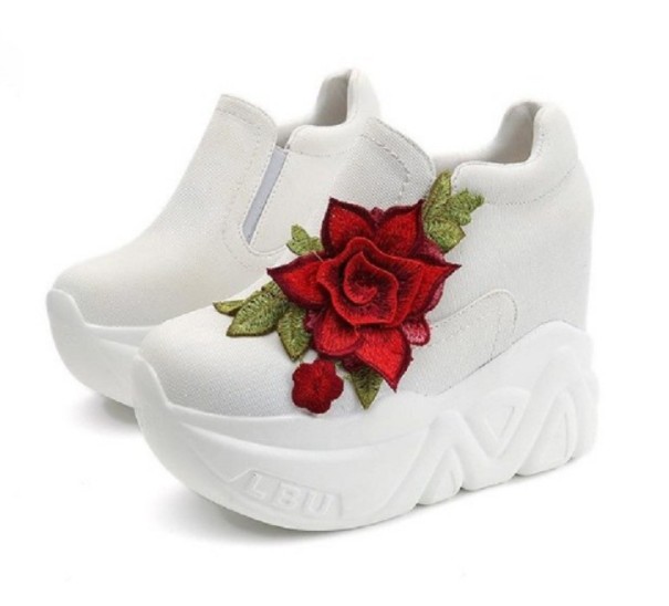 Zapatillas de mujer con flores J1768 blanco 39