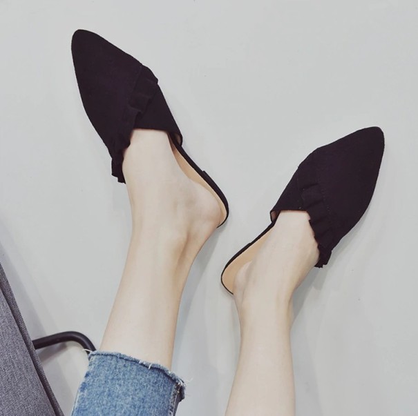 Zapatillas de mujer con volantes negro 38